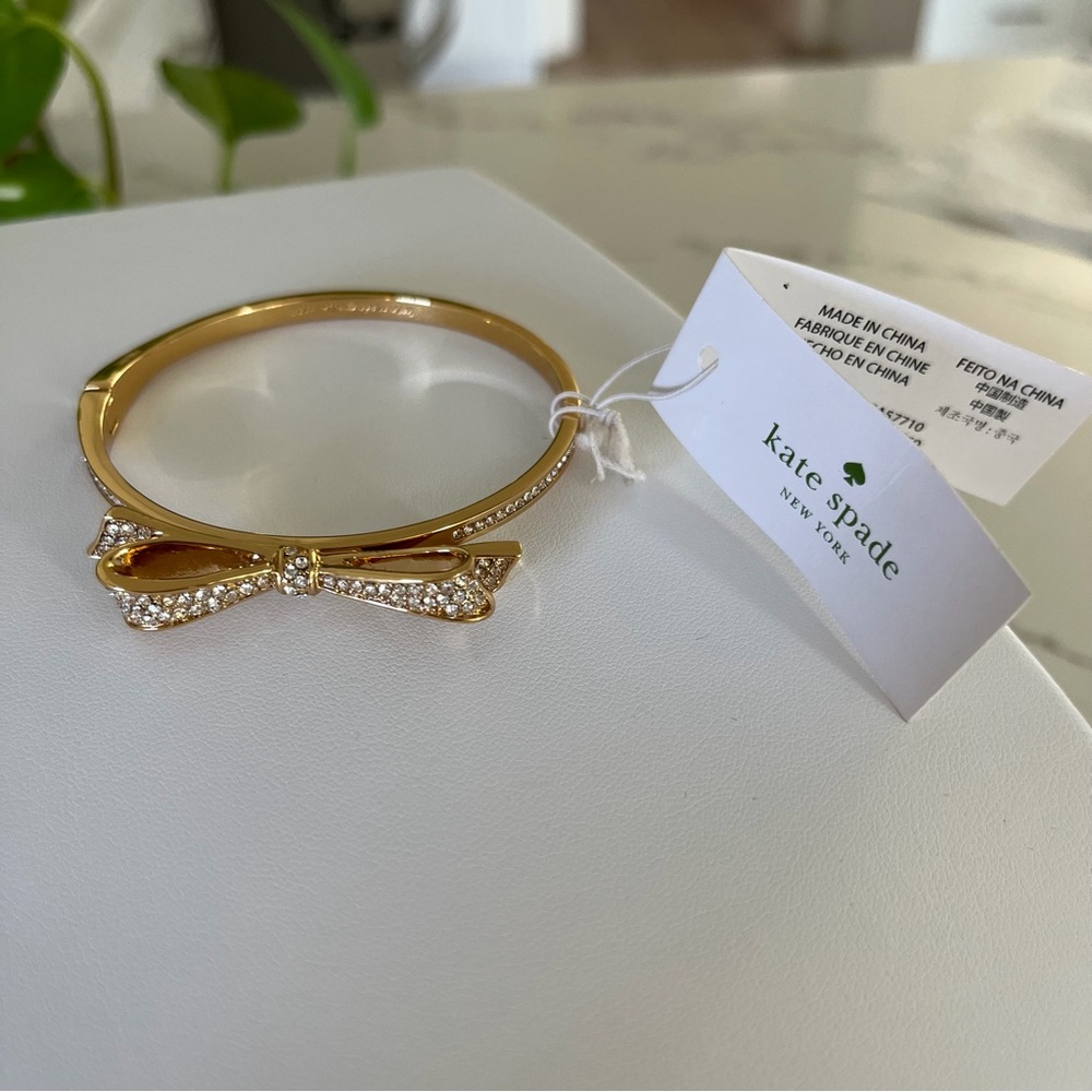 Kate Spade NY Gold Plated Bow Pave Bracelet NWT NEW Gift Women VERY FIRM